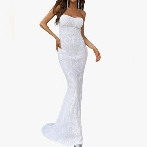 Elegant White Strapless Gown